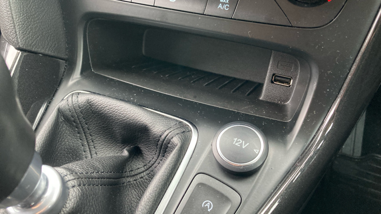 Ford Focus 1.0 EcoBoost 125 Titanium 5dr Petrol Hatchback